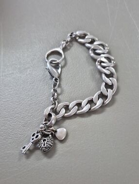 Fossil Women's Silver Tone Chain Bracelet with Key and Heart Charms